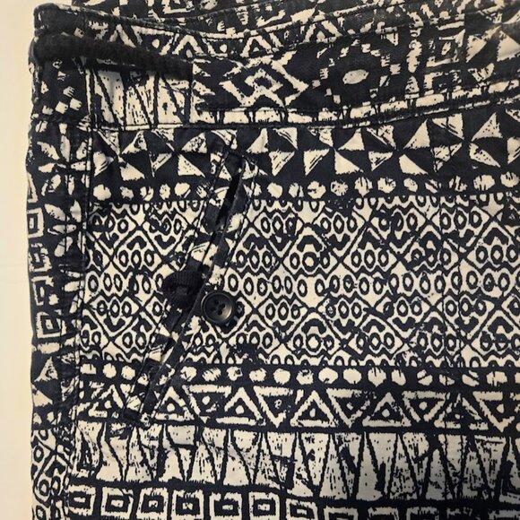 LOFT dark navy geometric tribal pattern ankle‎ pants Size 14 - Picture 2 of 7